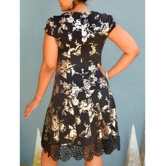Donna Ricco Women's Sz 2 Black/Gold Tulip Sleeve Lace Hem Fit & Flare Dress - Picture 12 of 12